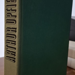 Upfield Arthur - Bony a myš, Po stope novej topánky, Starí mládenci z Broken Hillu